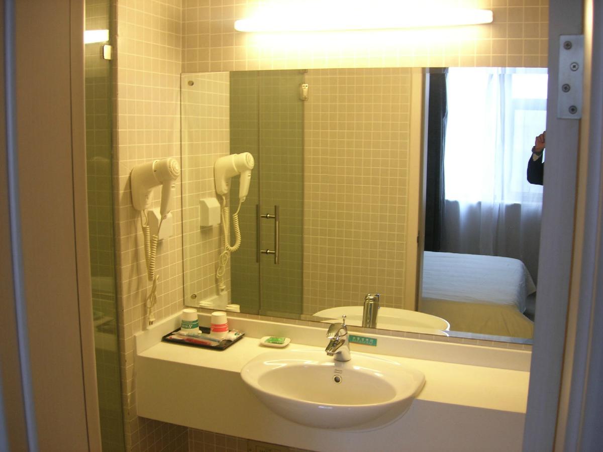 Jinjiang Inn Beijing Fengtai East Avenue Railway Station Экстерьер фото